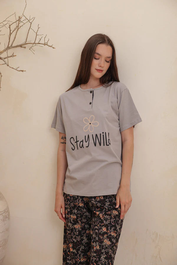 Stay Wild half-sleeve pajamas with pants