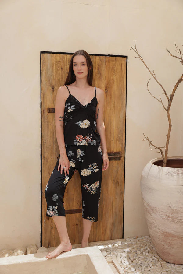 Floral printed pentacore suspender pajamas