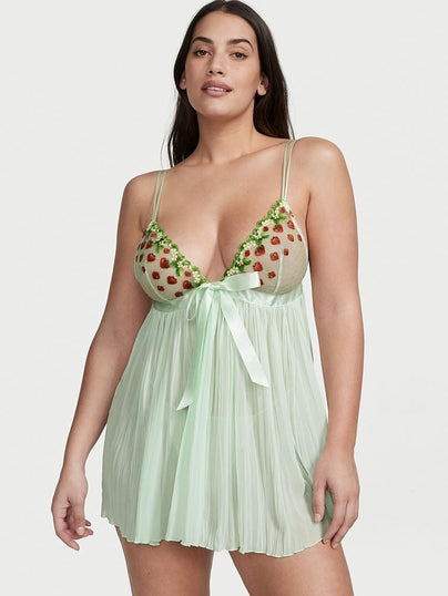 VERY SEXY Strawberry Embroidery Pleated Babydoll