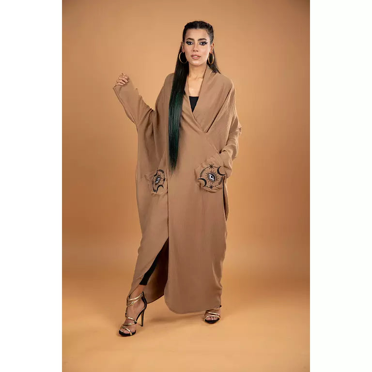 Asymmetric Oversized Eye Embroidery Top