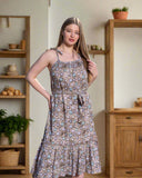 Elegant dress for absolute comfort and an attractive look. Imported treated viscose fabric.