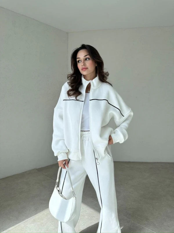 Cotton t-shirt (hoodie + pants)