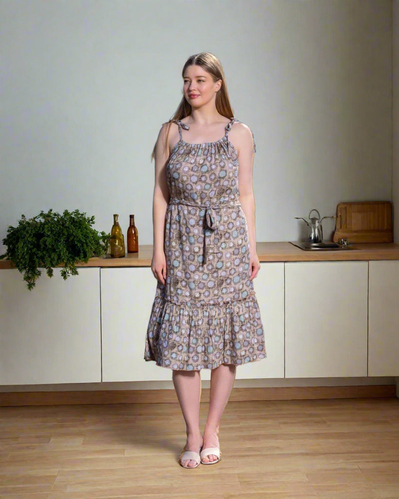 Elegant dress for absolute comfort and an attractive look. Imported treated viscose fabric.