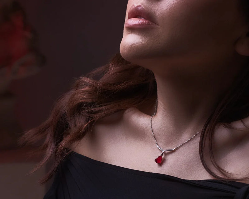 Lovers Gift Silver Necklace