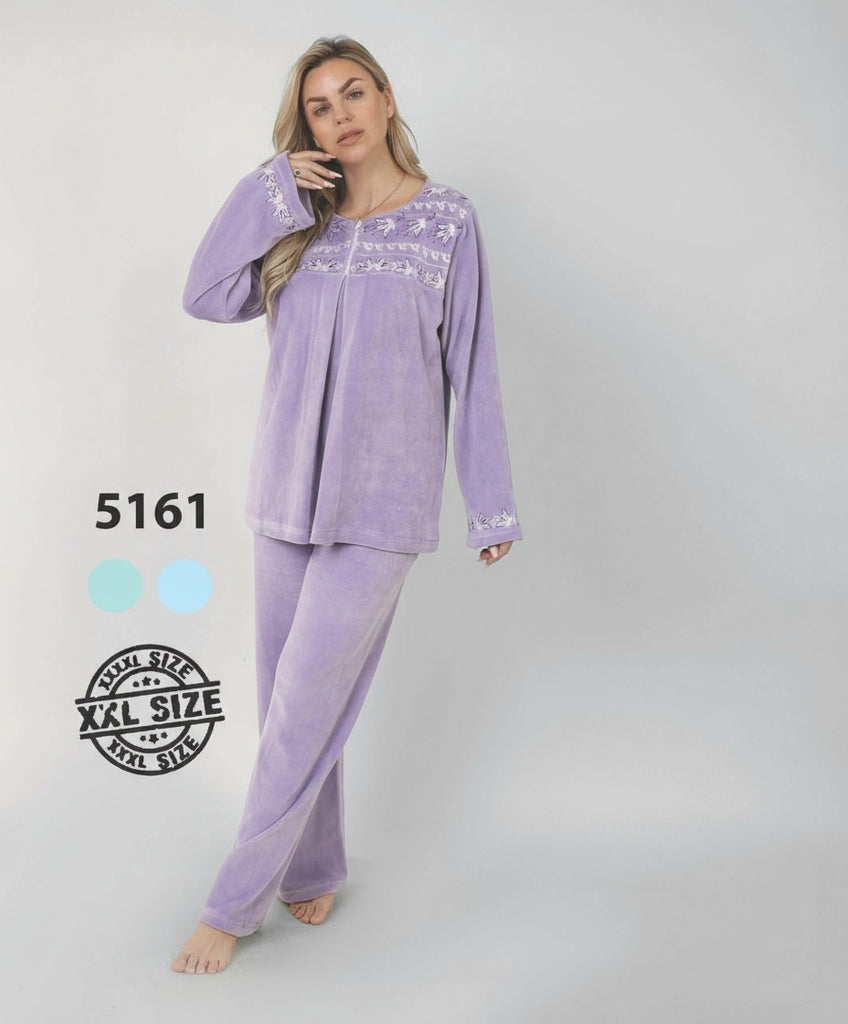 Women's velvet pajamas