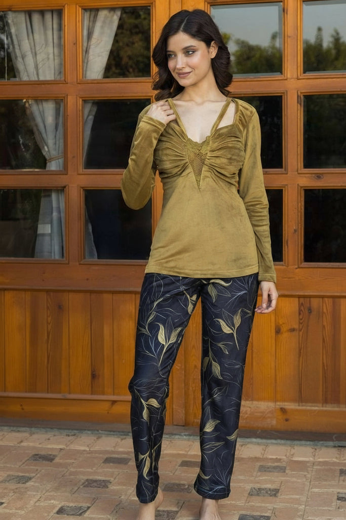 Women's pajamas, velvet material