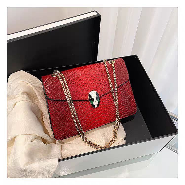 Snake pattern luxury square chain bag