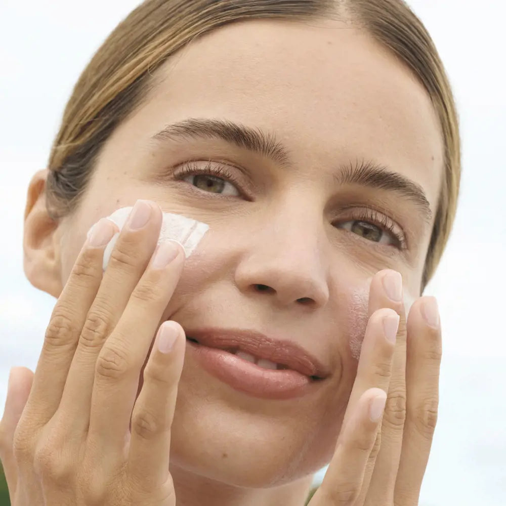 Optimals Daily Glow Multi-Protection Sunscreen SPF50