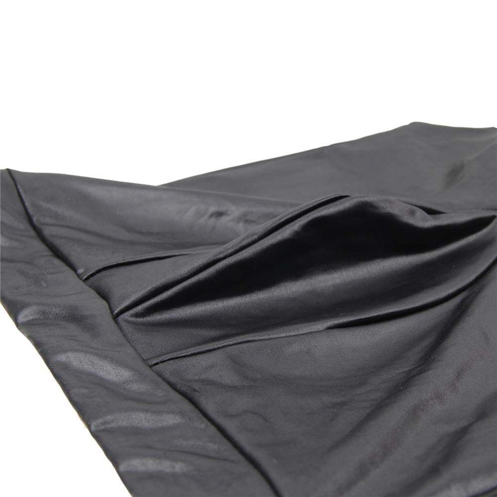 Men‘s Leather Pants With Exposed Hips