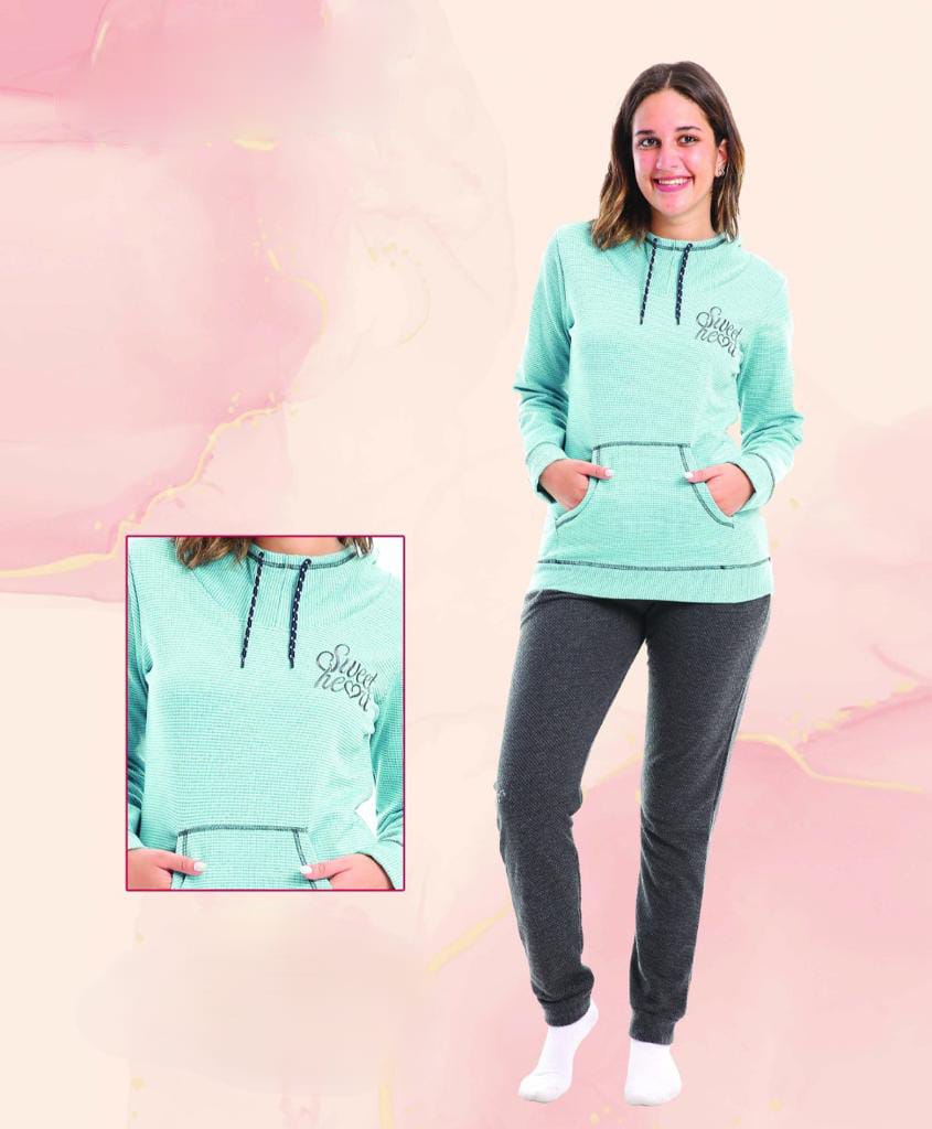 Zecotex Stylish couples mother and child pajamas With Farawlaya