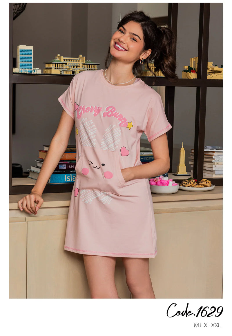 Women's short-sleeved shirt with pockets