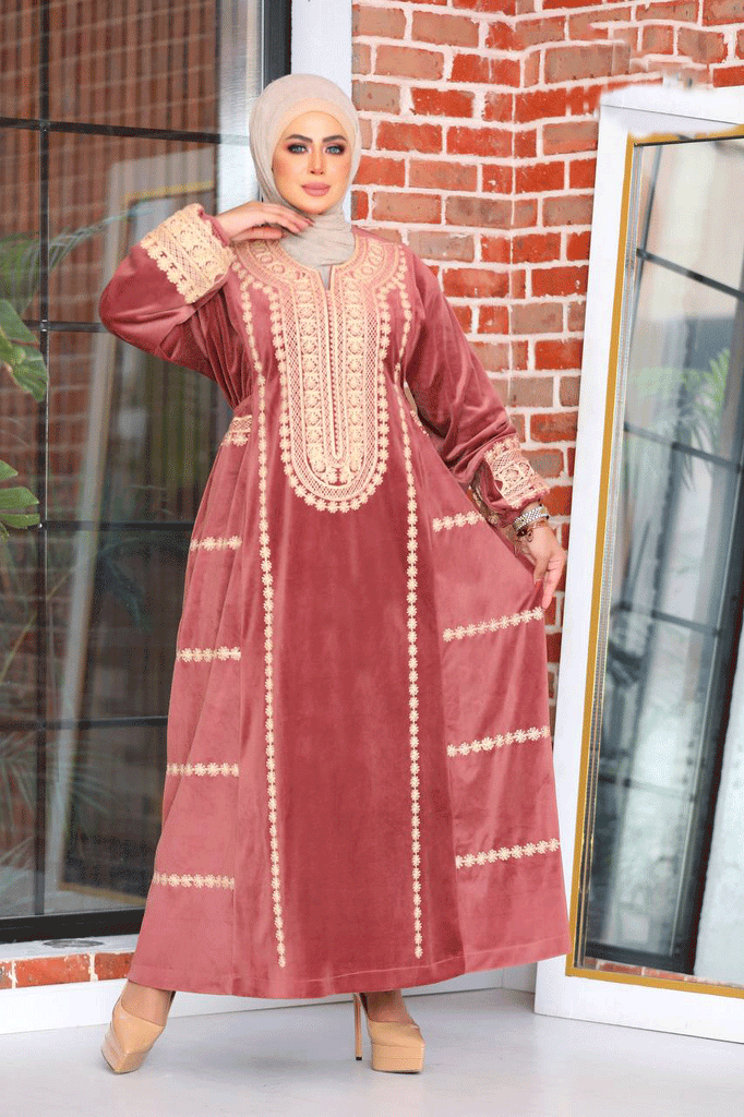 Elegant women's winter abaya