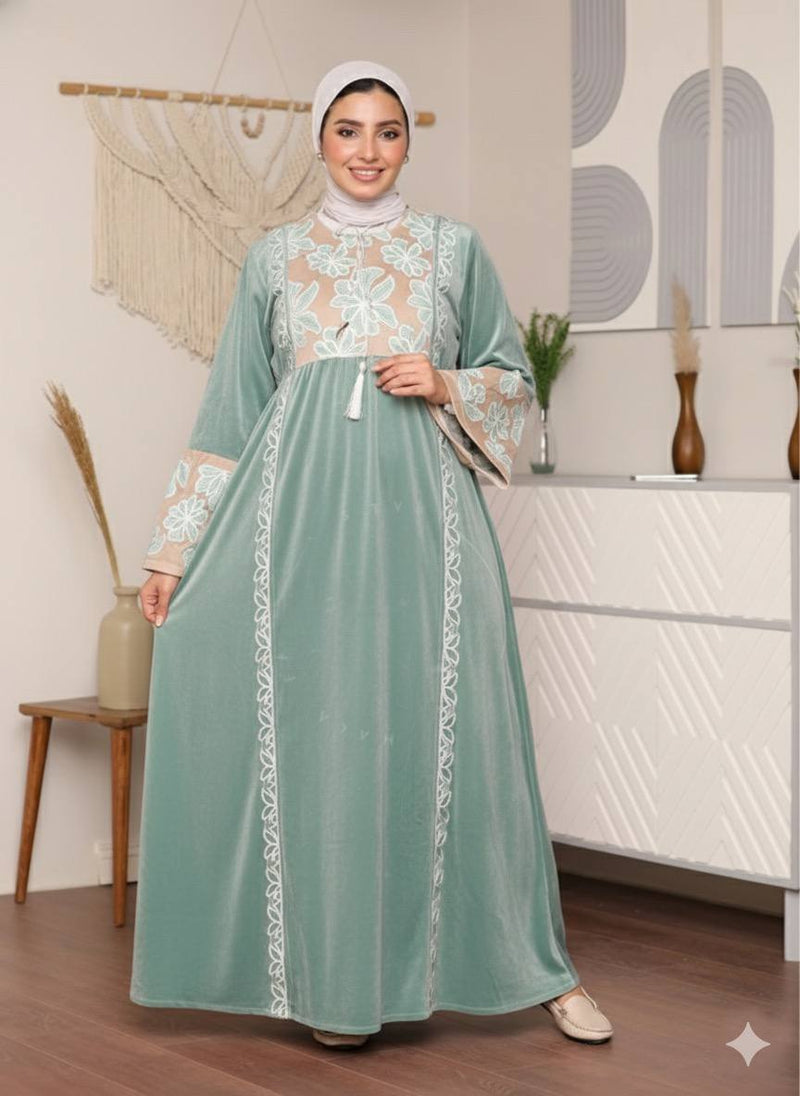 Heidi women's velvet abaya