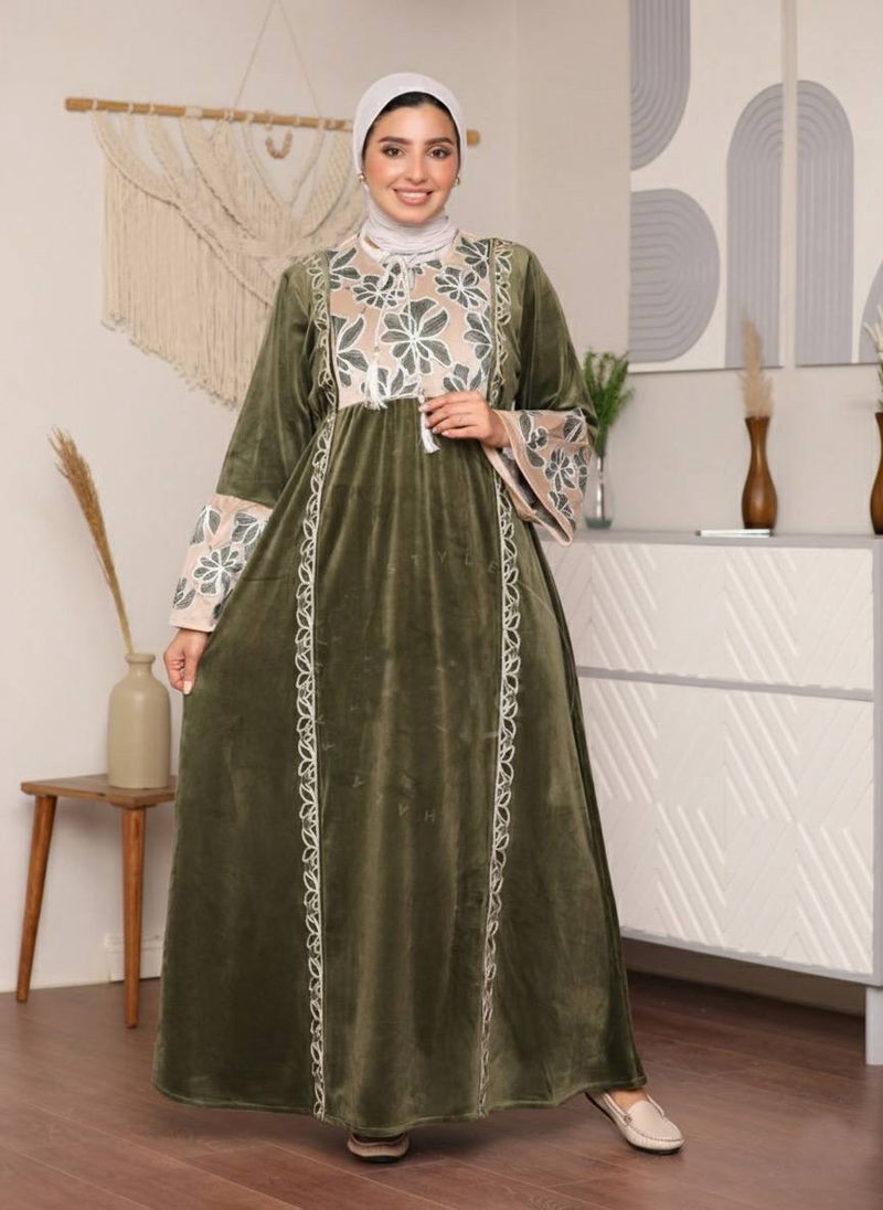 Heidi women's velvet abaya