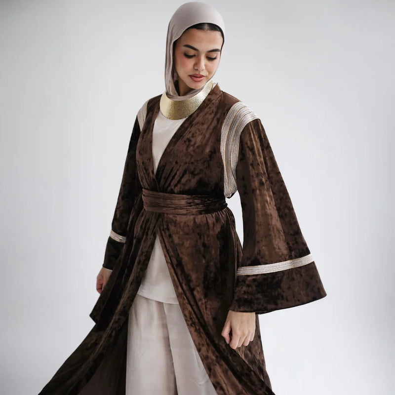 Golden shoulder velvet kaftan