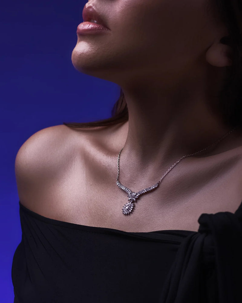 Glamour Flicker Silver Necklace