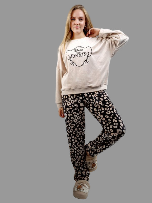 Elegant women's winter pajamas
