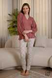 Women's pajamas, com and wide