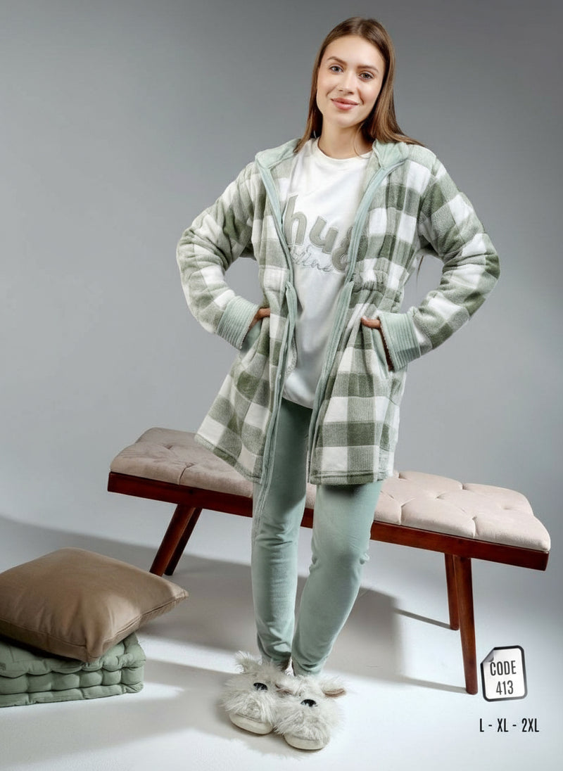 Elegant 3-piece women's pajamas