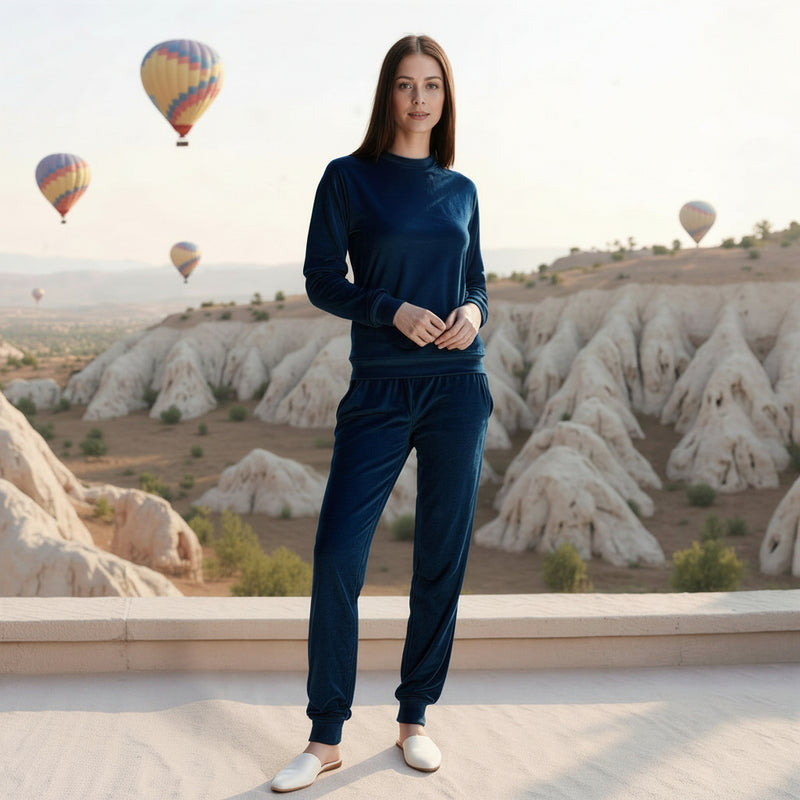 Women's velvet pajamas