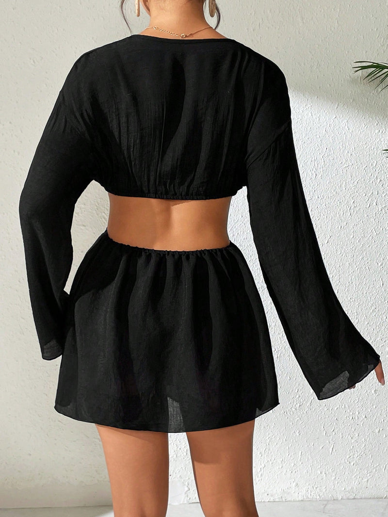 Women’s Black Cut-Out Design V-Neck Cropped Casual Top