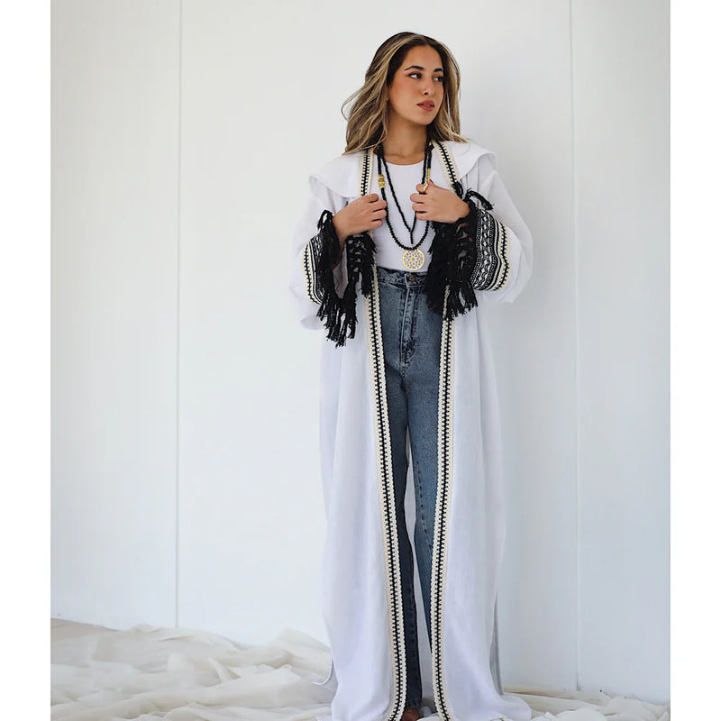 White hooded embroidered kaftan