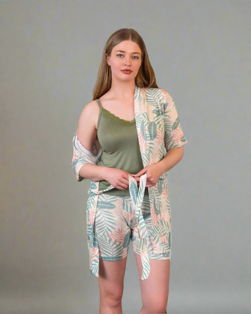 3-piece pajama set for a T-shirt, shorts, or a short robe