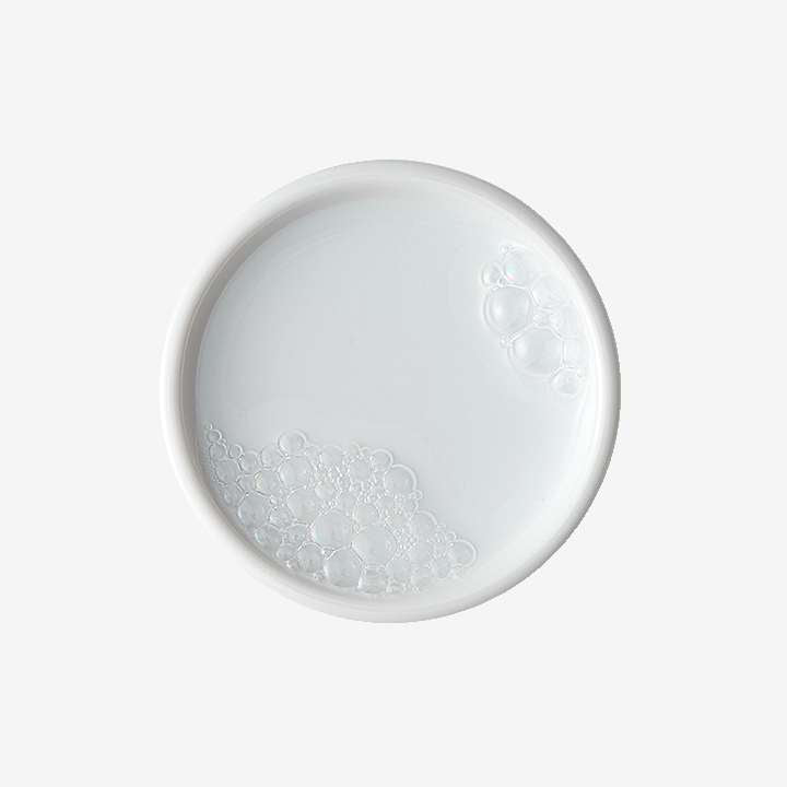 A skin-purifying toner with organic tea tree extract and lemon