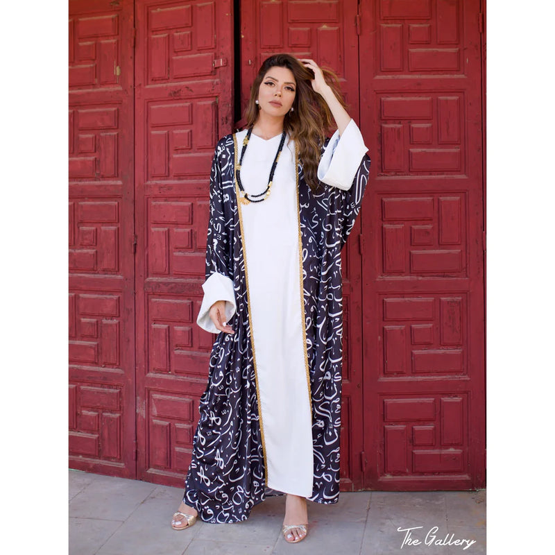 Black & white Arabic calligraphy printed kaftan