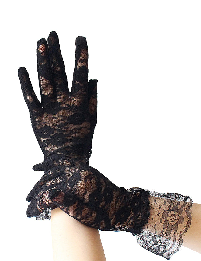 Enchanting Black Lace Gloves